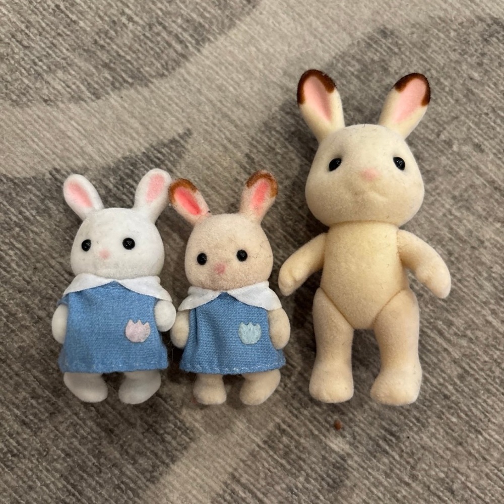 Calico Critters Rabbit Family
